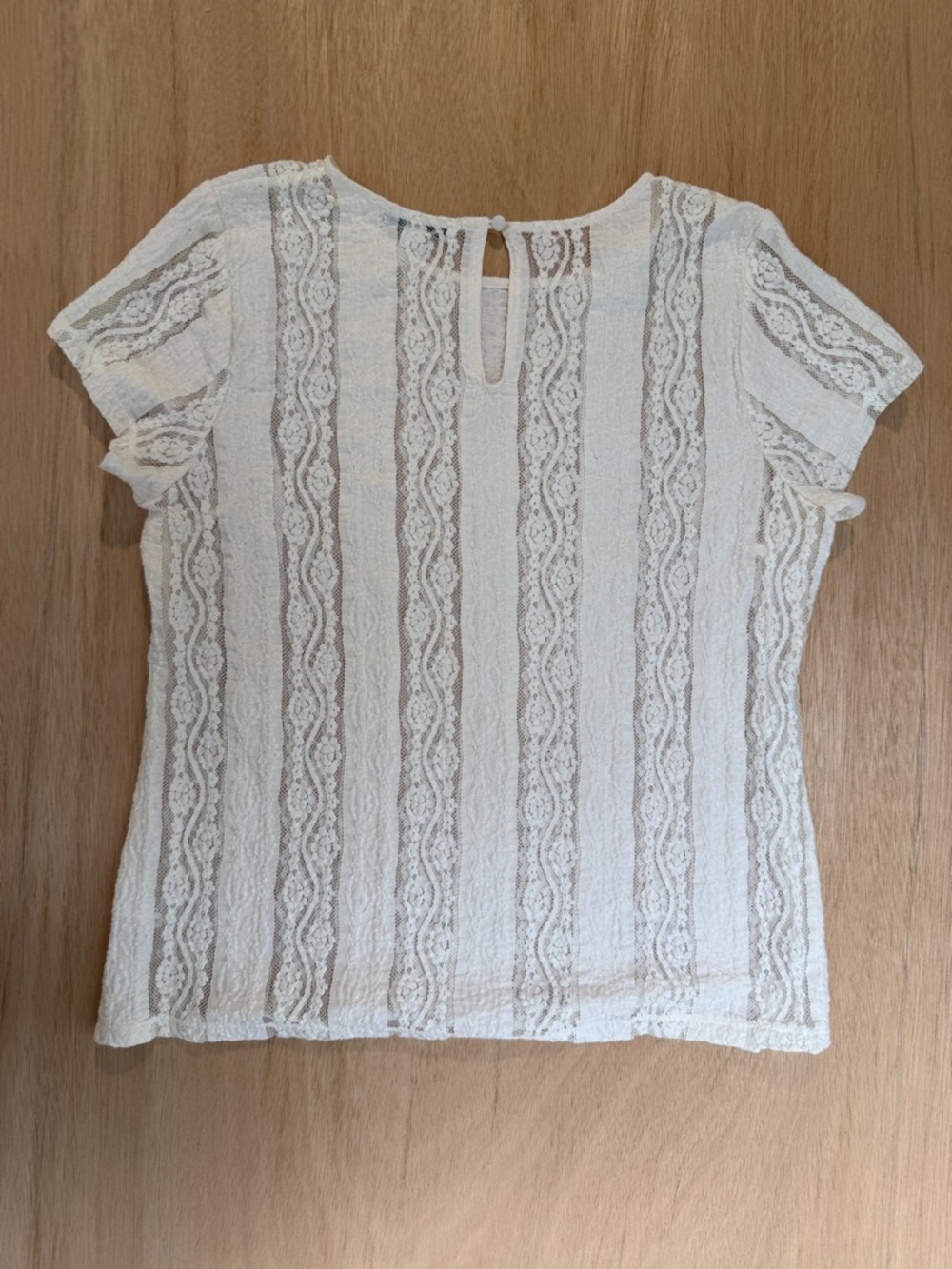 CAbi #260 Stretch Ecru Lace Short Sleeve Top Women’s L Coquette Semi-Sheer Boho - Picture 7 of 11